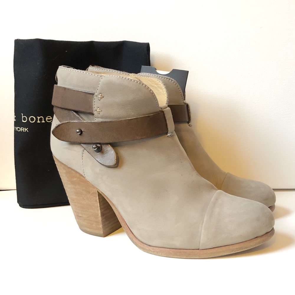 Rag Bone Harrow Suede Booties
by Rag and Bone US6
